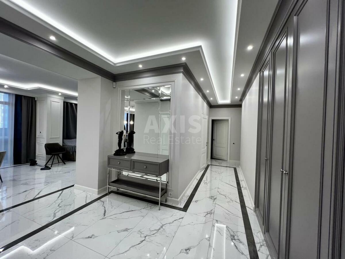 3k apartment vul. Dragomyrova Myhajla 148