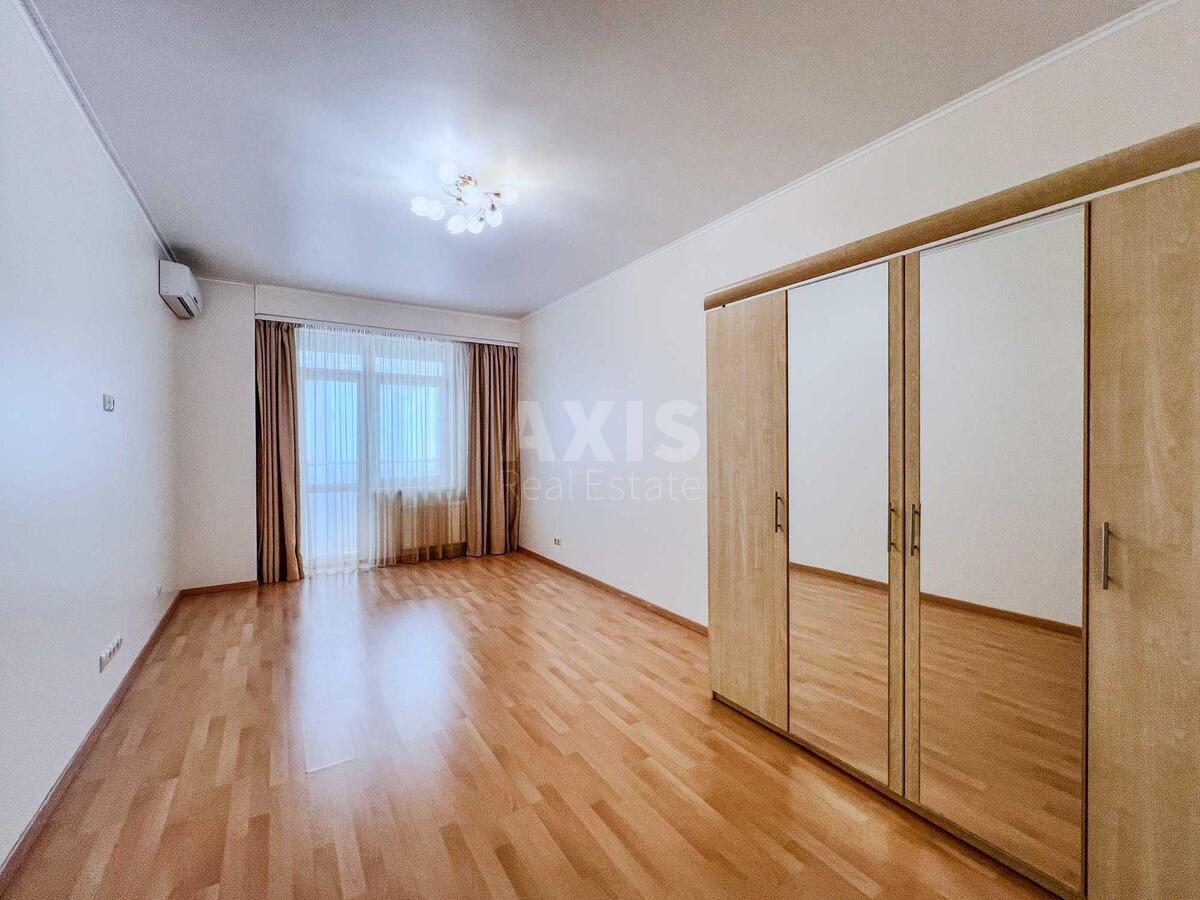 3k apartment vul. Turgenjevs'ka 42/443