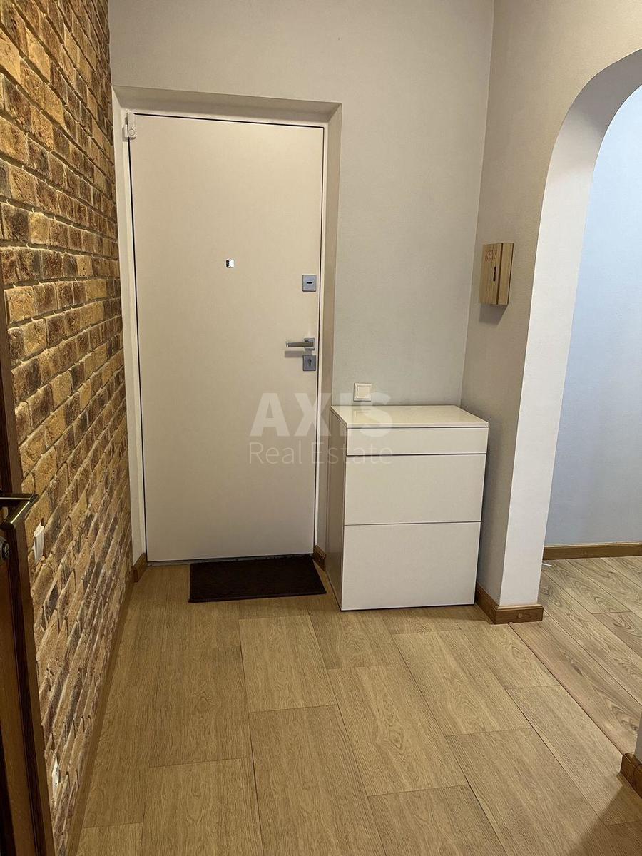 1k apartment vul. Garmatna 31А9