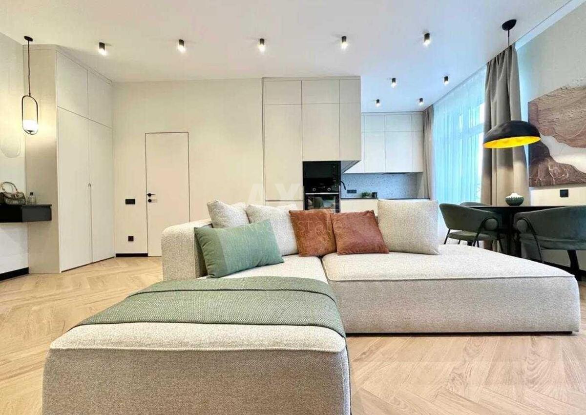 1k apartment vul. Kikvidze 172