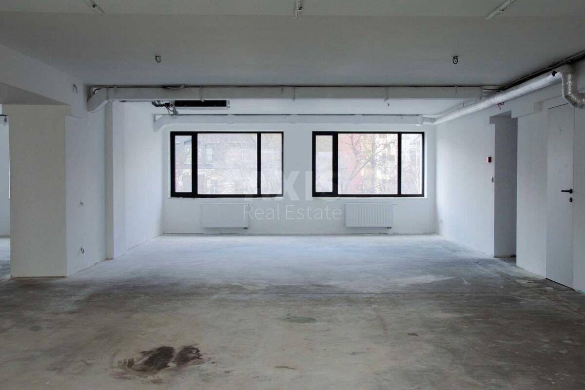 Office vul. Saksagans'kogo 53/80, 241m24