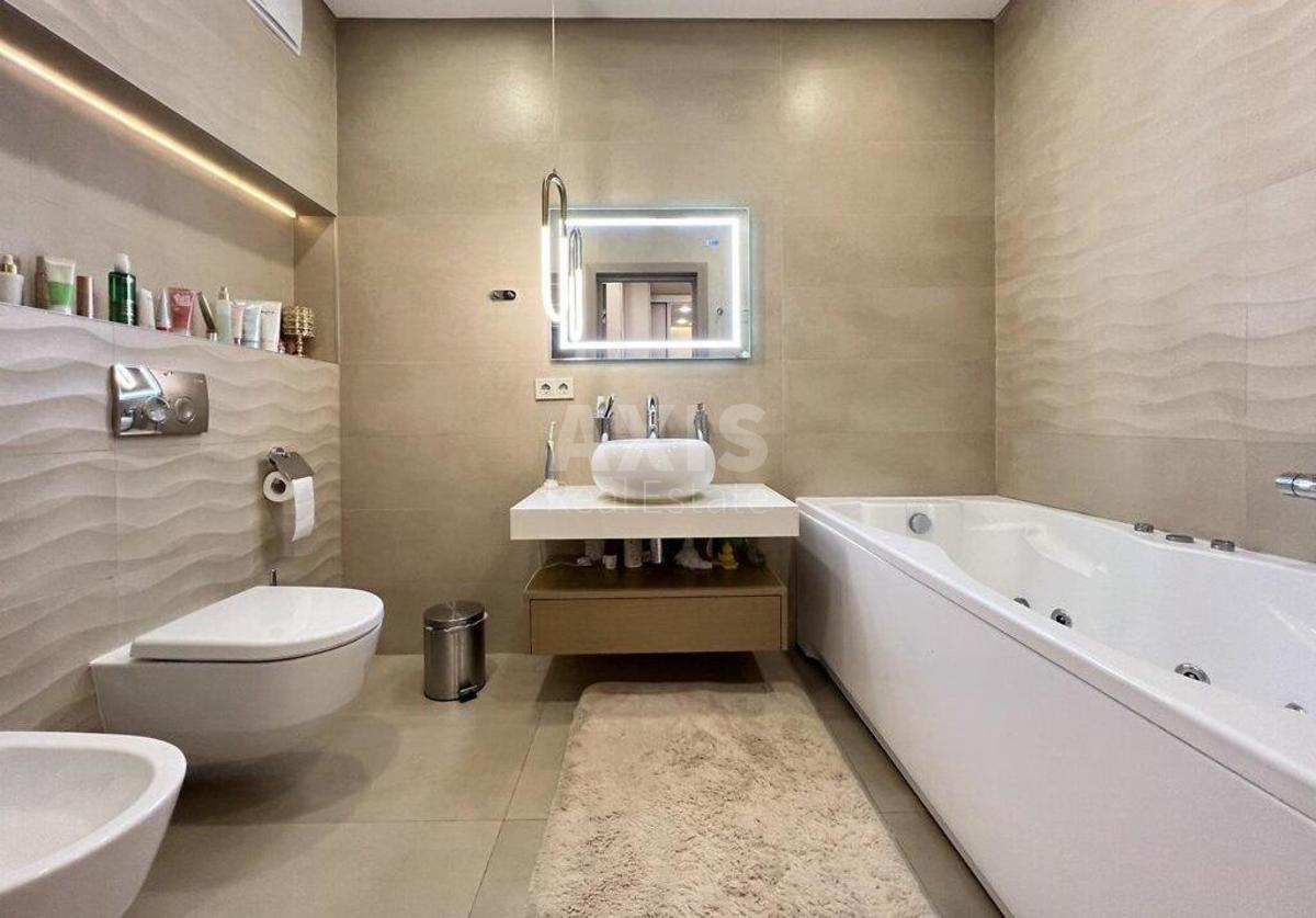 3k apartment vul. Yulia Zdanovska 71Г6