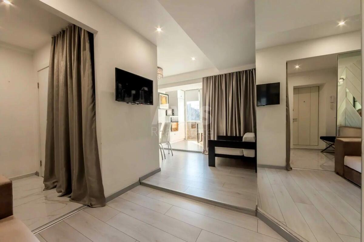 2k apartment vul. Saksagans'kogo 87629189