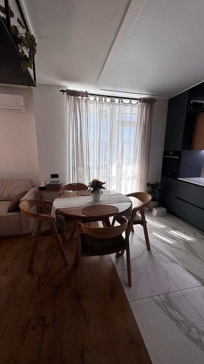 2k apartment vul. Kahovs'ka 60630762