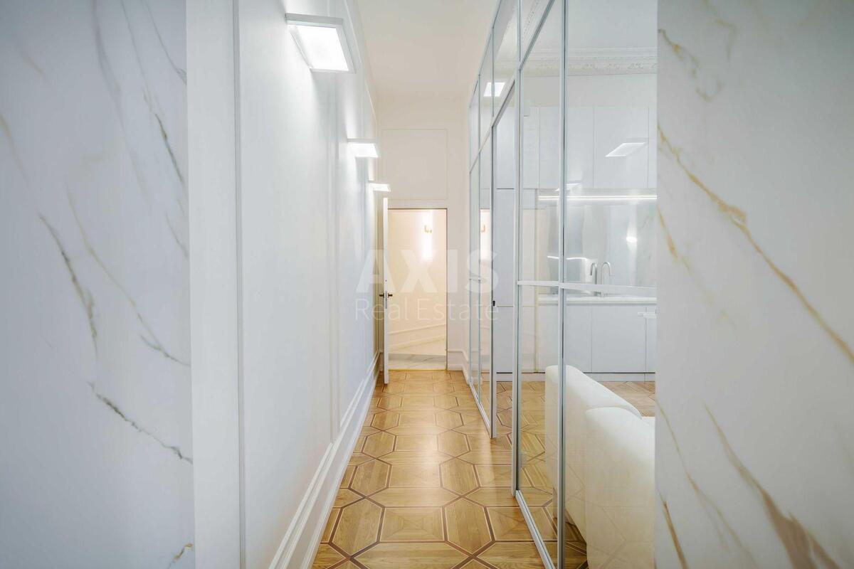 Офис ул. Руставели Шота 22, 181м26312510