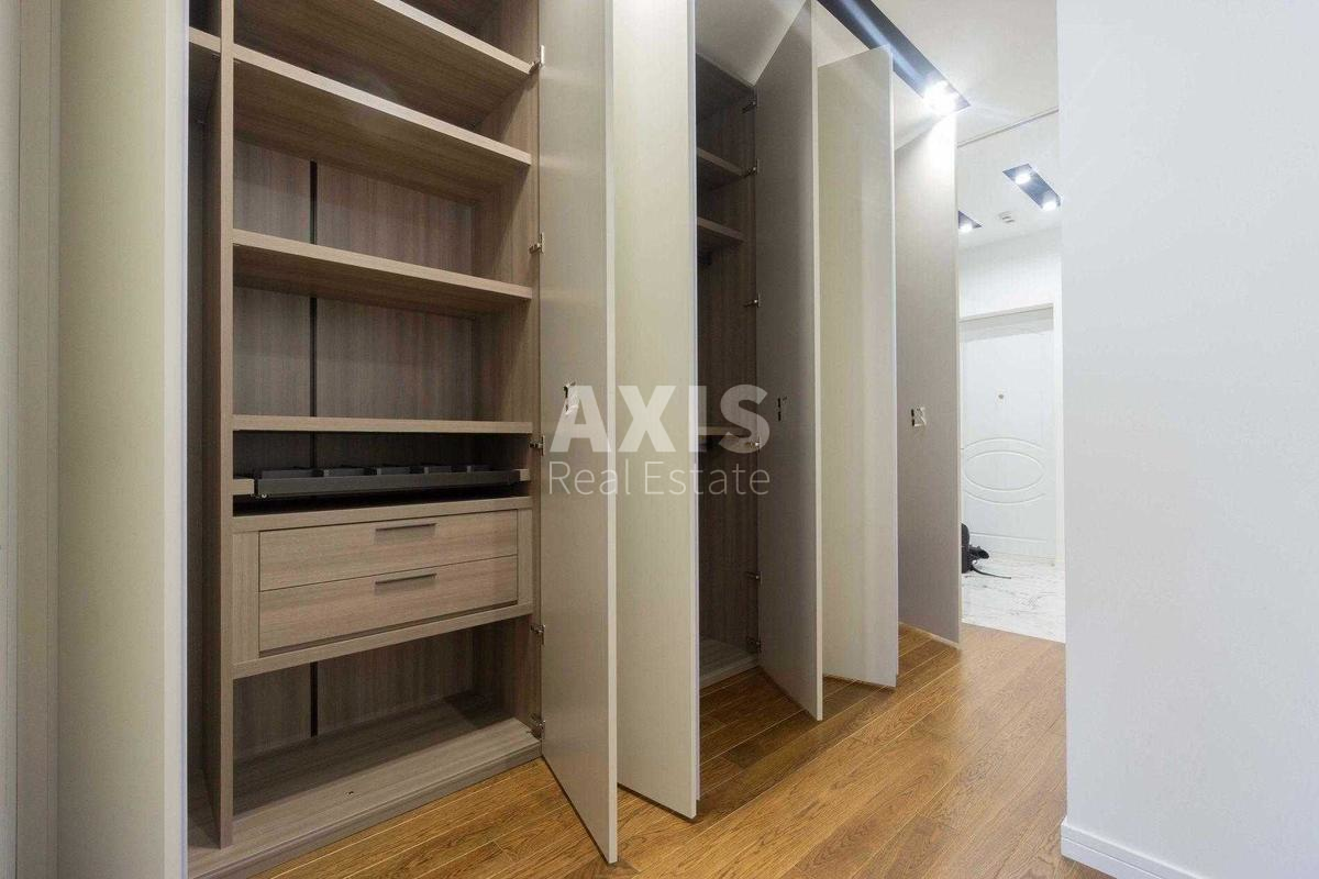 2k apartment vul. Barbjusa Anri 37/19