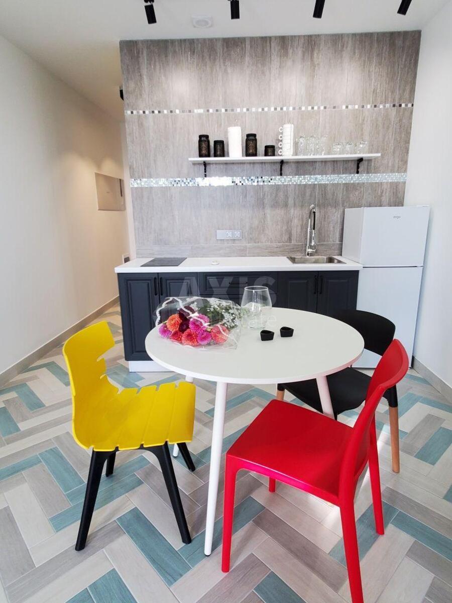 1k apartment vul. Pol'ova 73