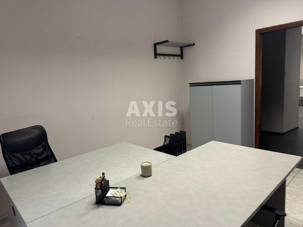 Office vul. Rustaveli Shota 8, 114m2467962