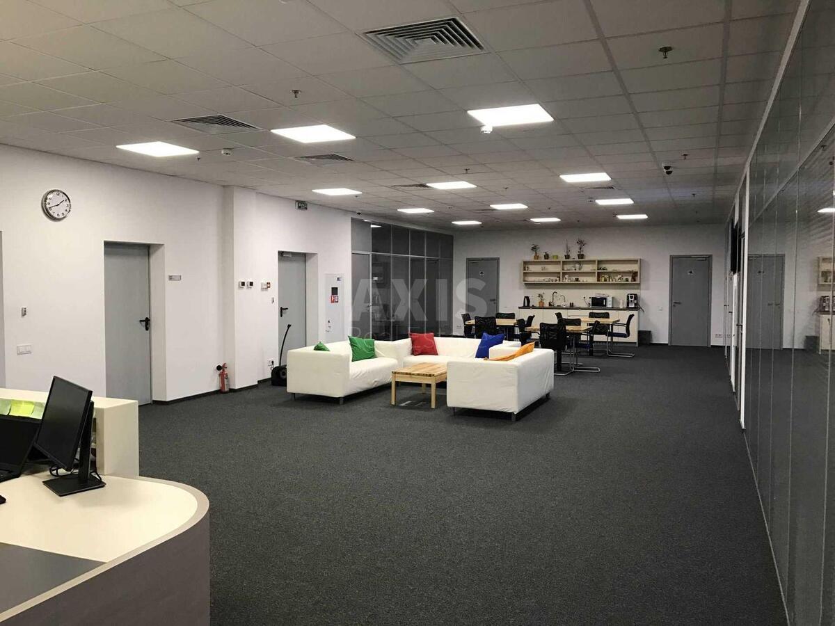 Office vul. Verhnij Val 10, 3000m2596022