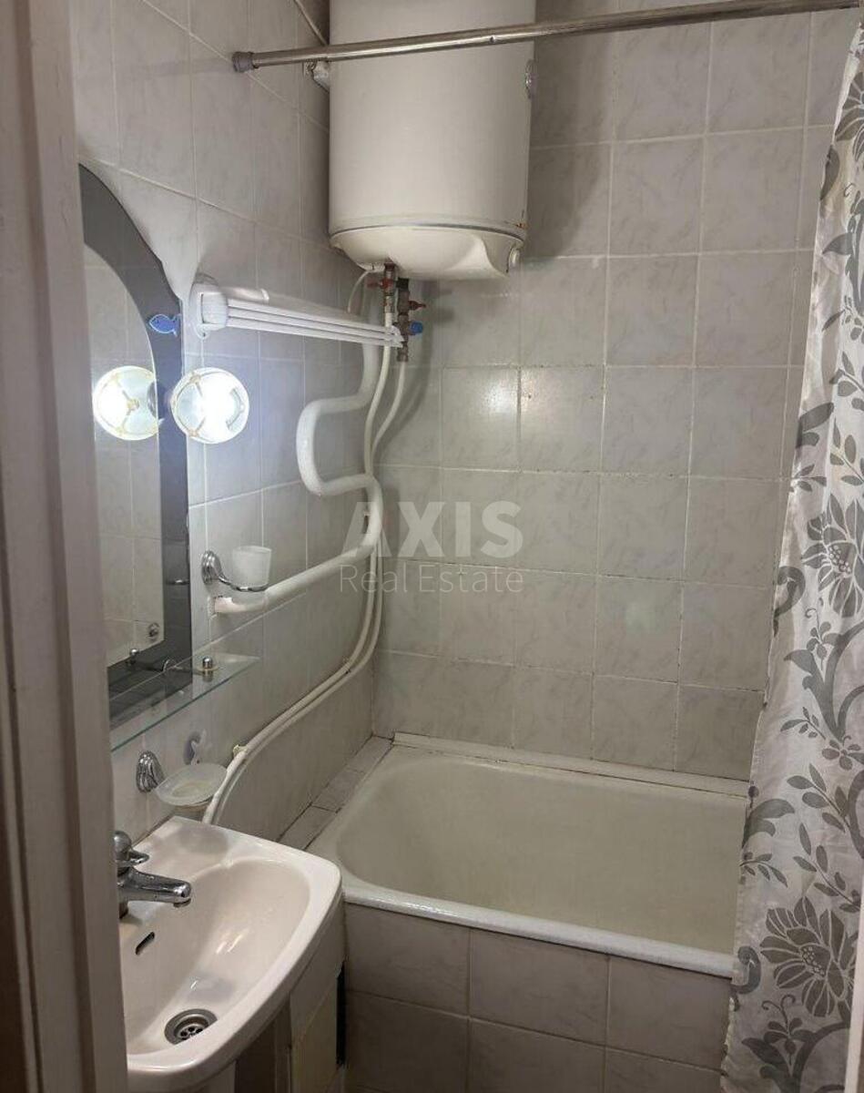 2k apartment vul. Doncja Myhajla 23Б9