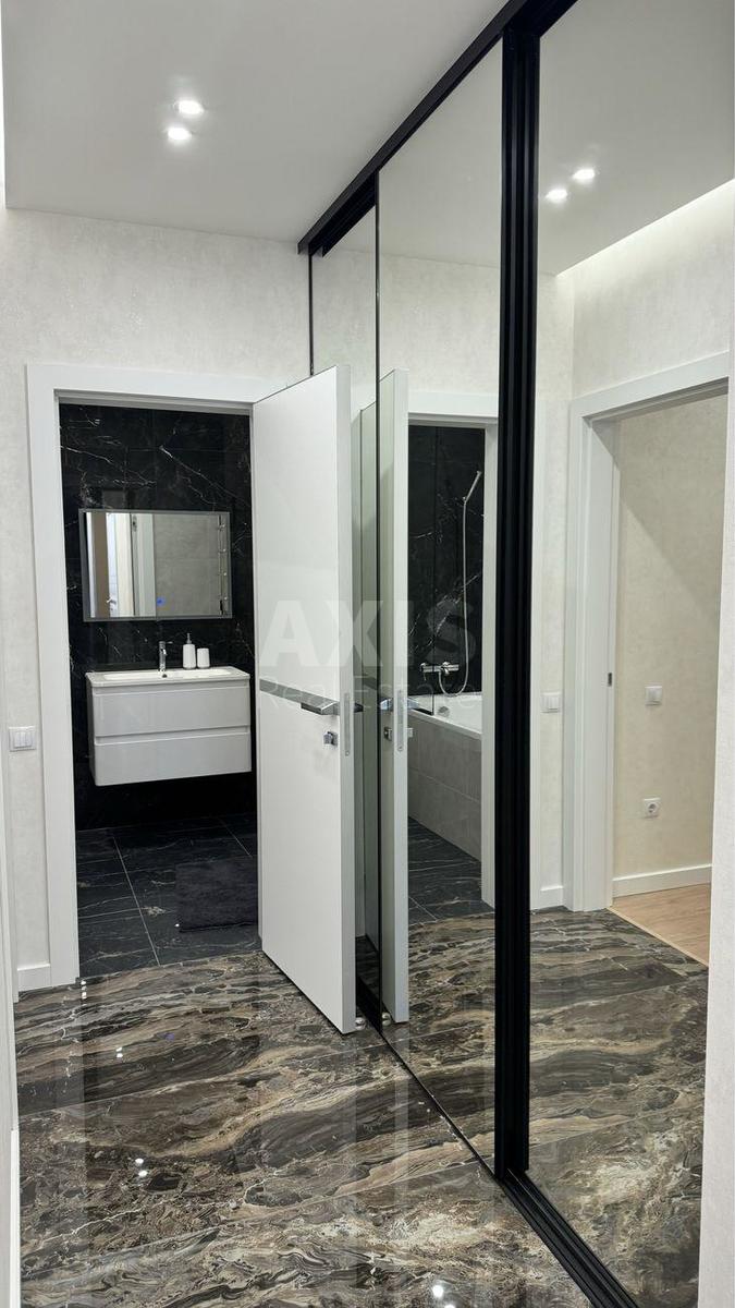 3k apartment nab. Dniprovs'ka 189