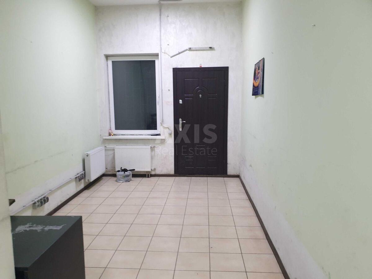 Office shose Harkivs'ke 19А, 92m20