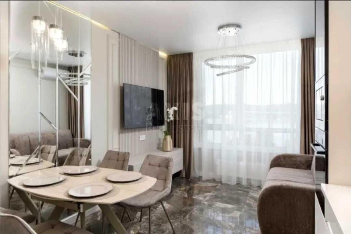 1k apartment nab. Dniprovs'ka 15Є598352