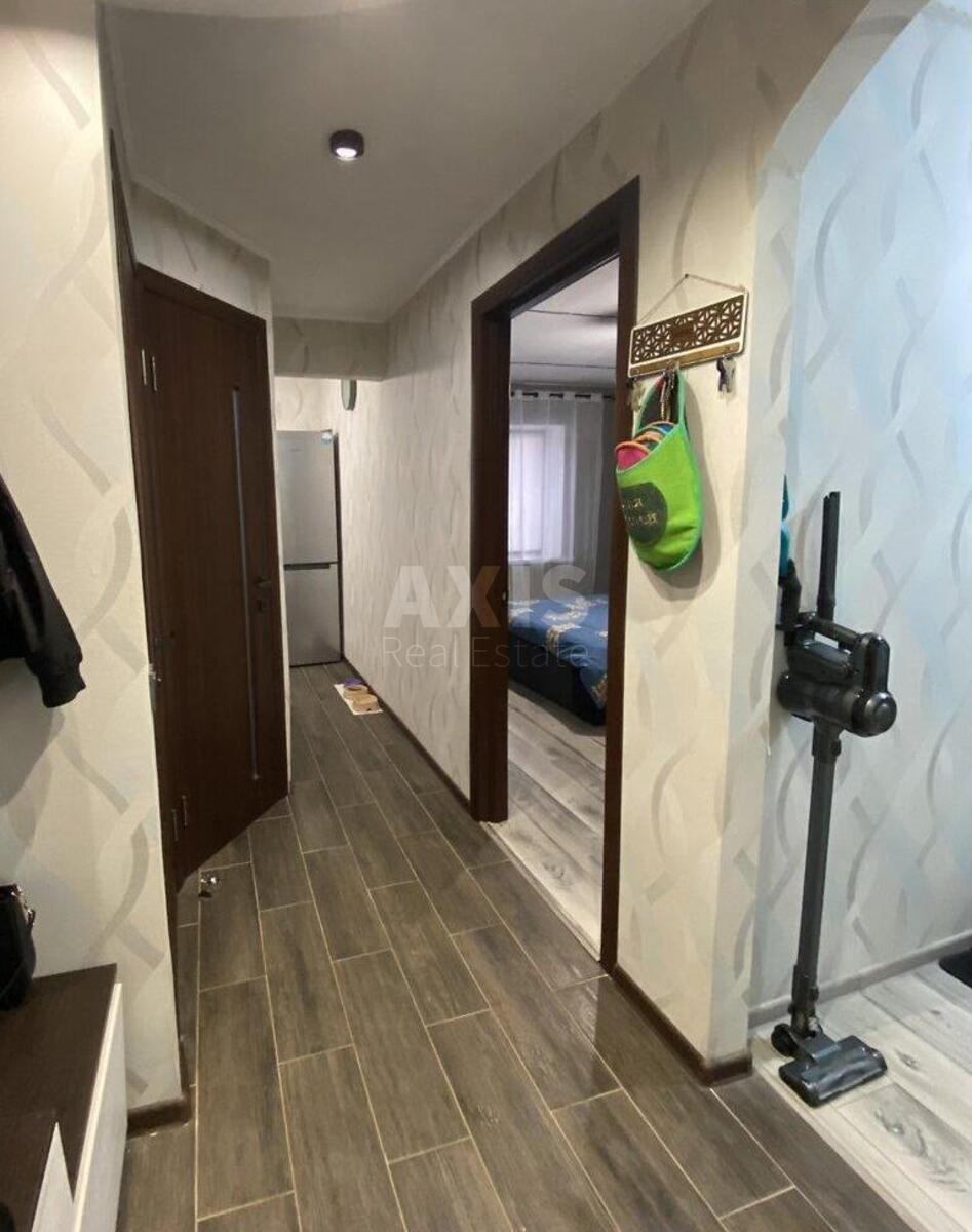 2k apartment pl. Peremogy 98/23