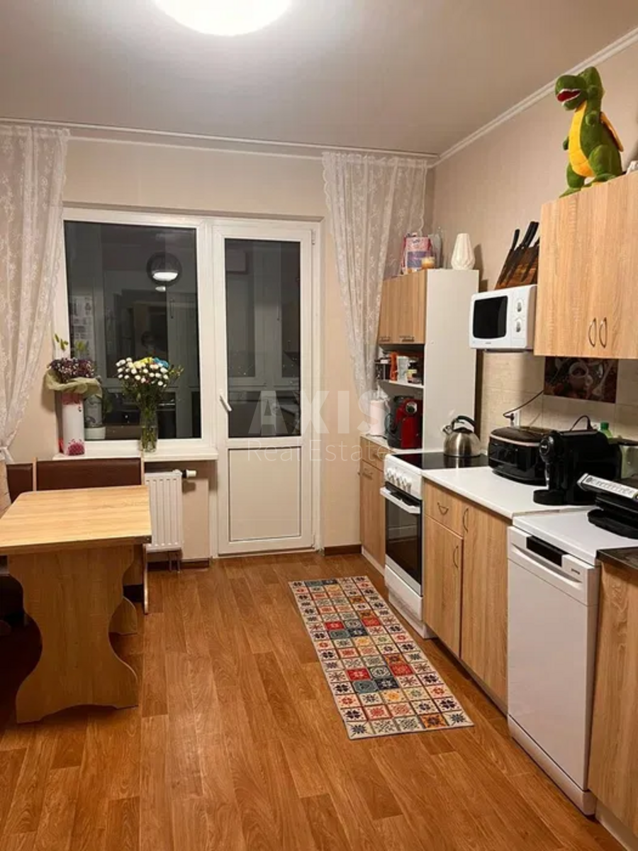 2к квартира ул. Чавдар Елизаветы 210