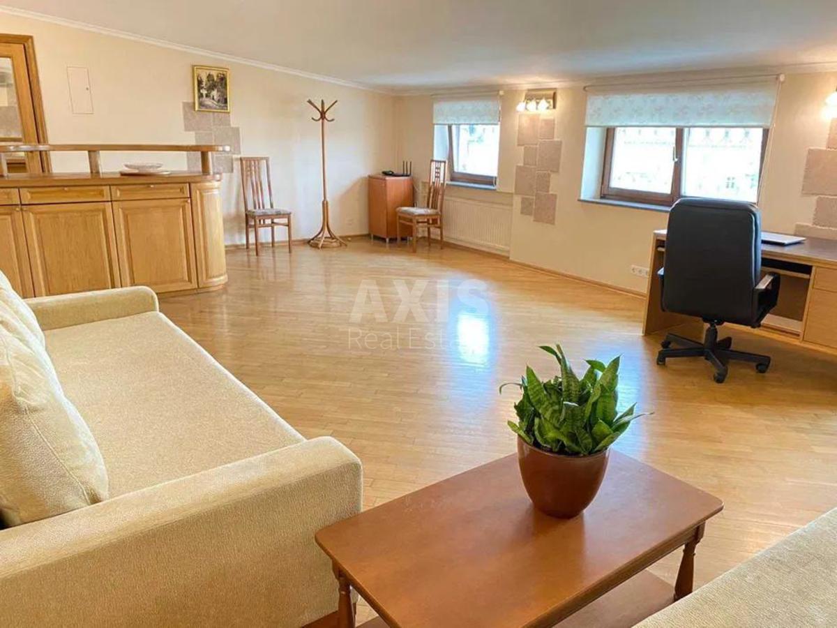 1k apartment vul. Tolstogo 256
