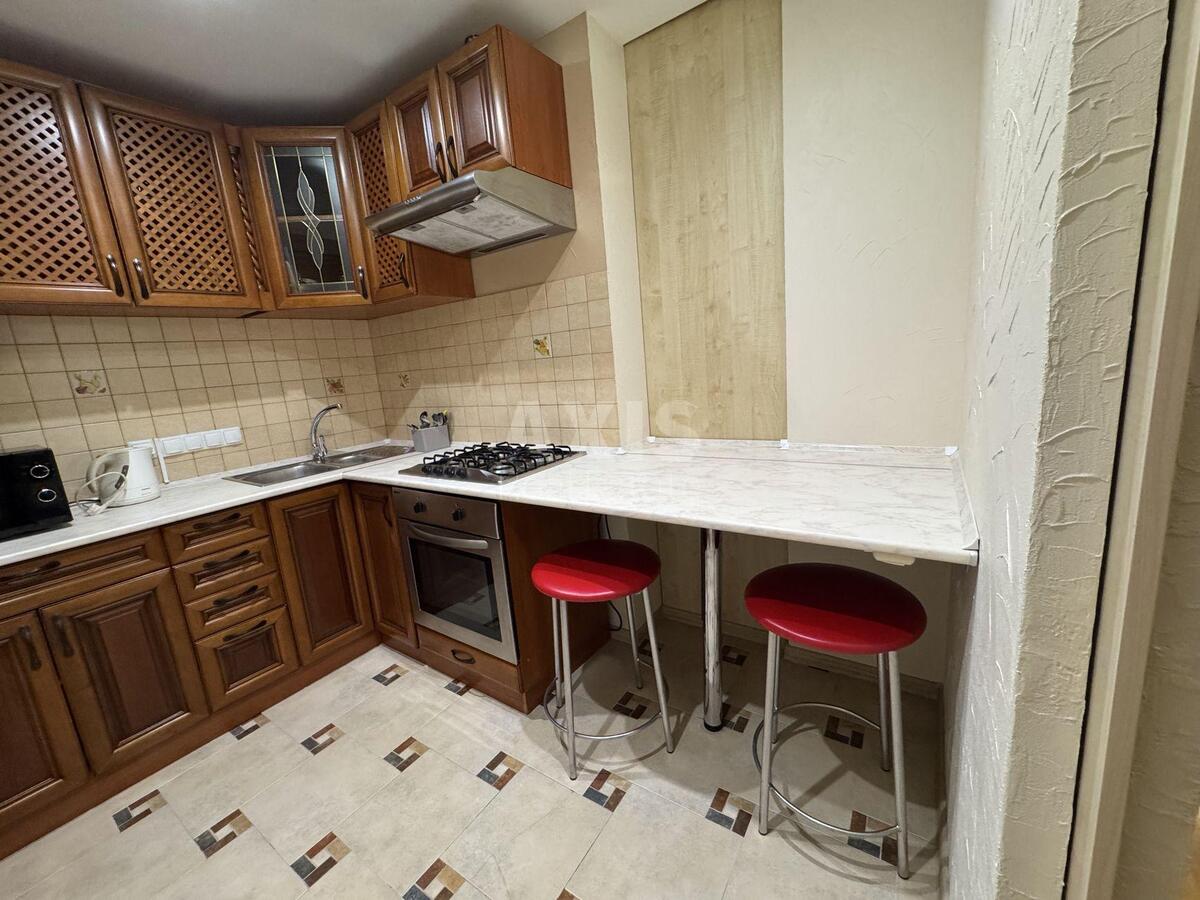 1k apartment uzv. Klovs'kyj 20614170