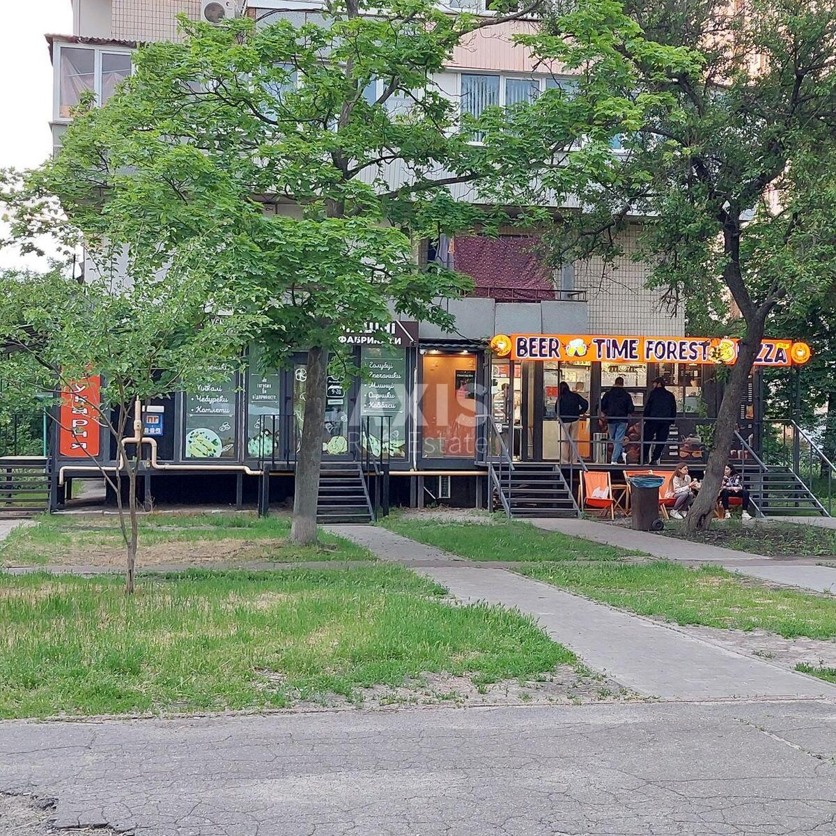 Об'єкт торгівлі пр-т Лісовий 10, 32м2