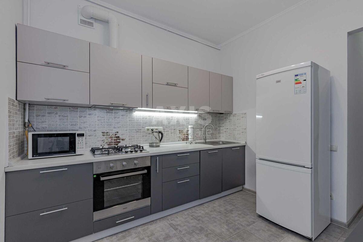 2k apartment vul. Shovkovychna 13/256528