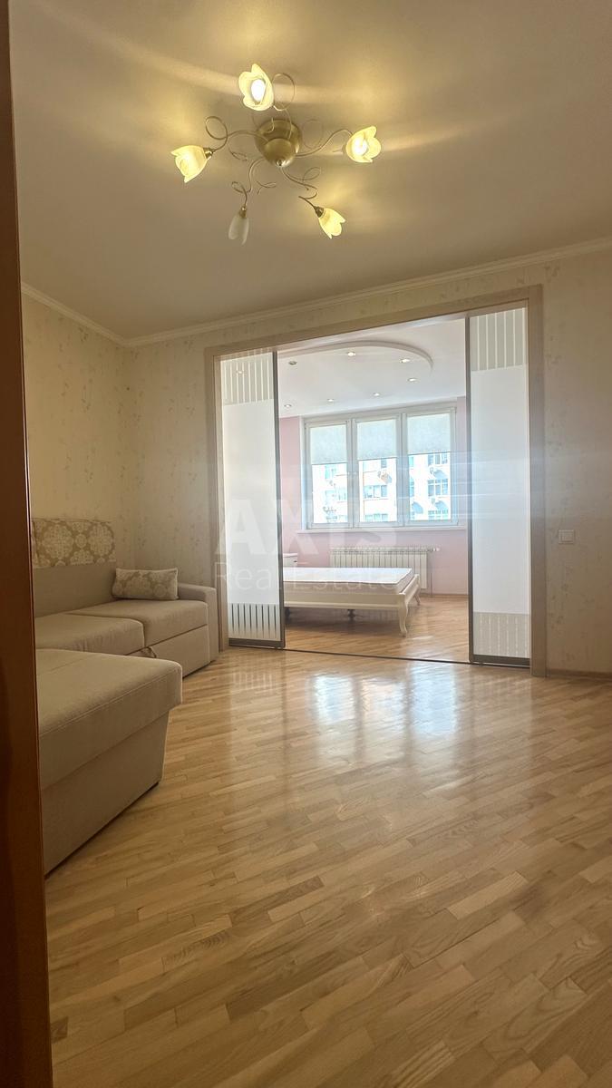 2к квартира вул. Олени Пчілки 5610385