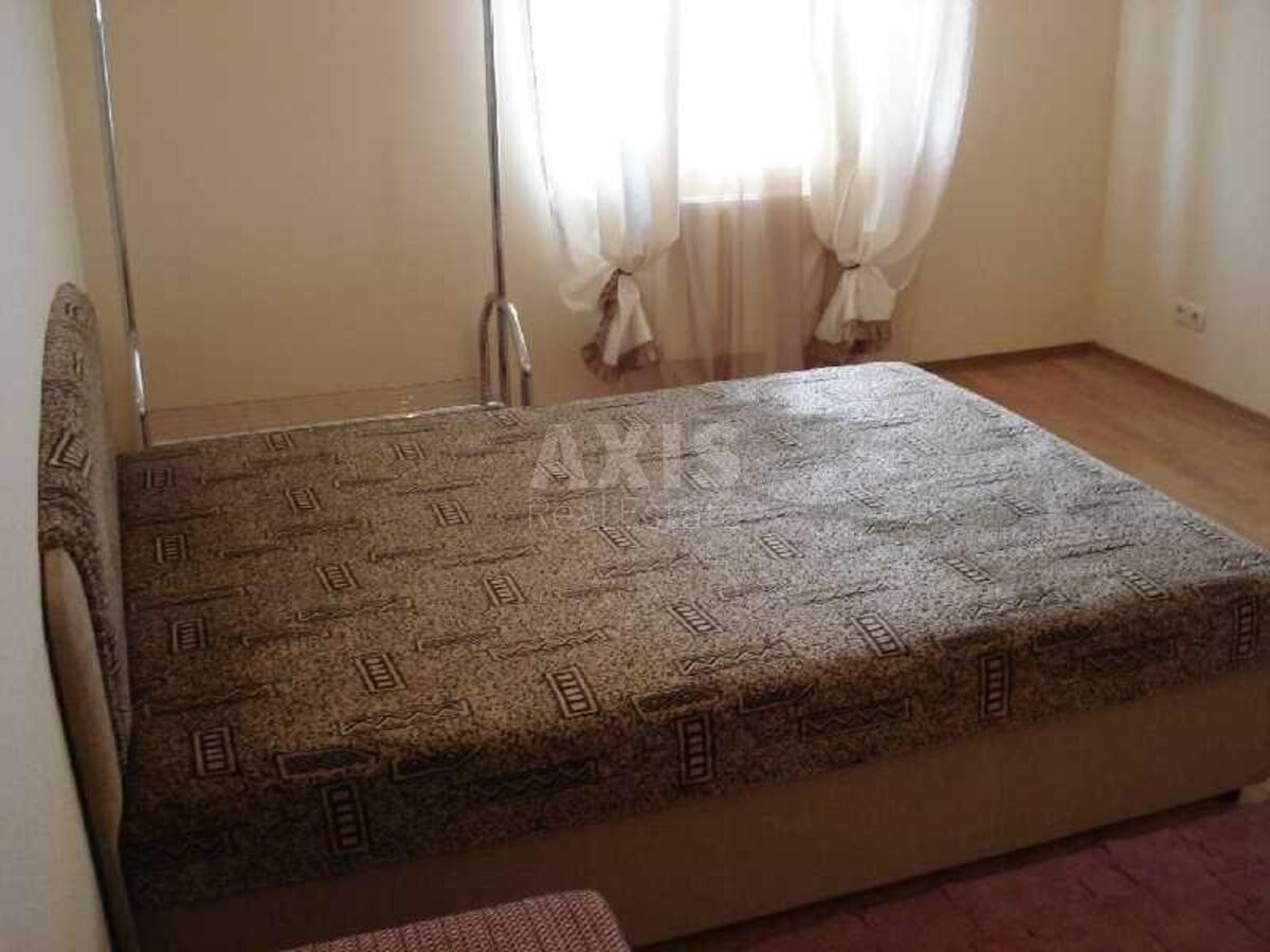 Дoм ул. Продольная 1-я, 270м2, город Киев6254711