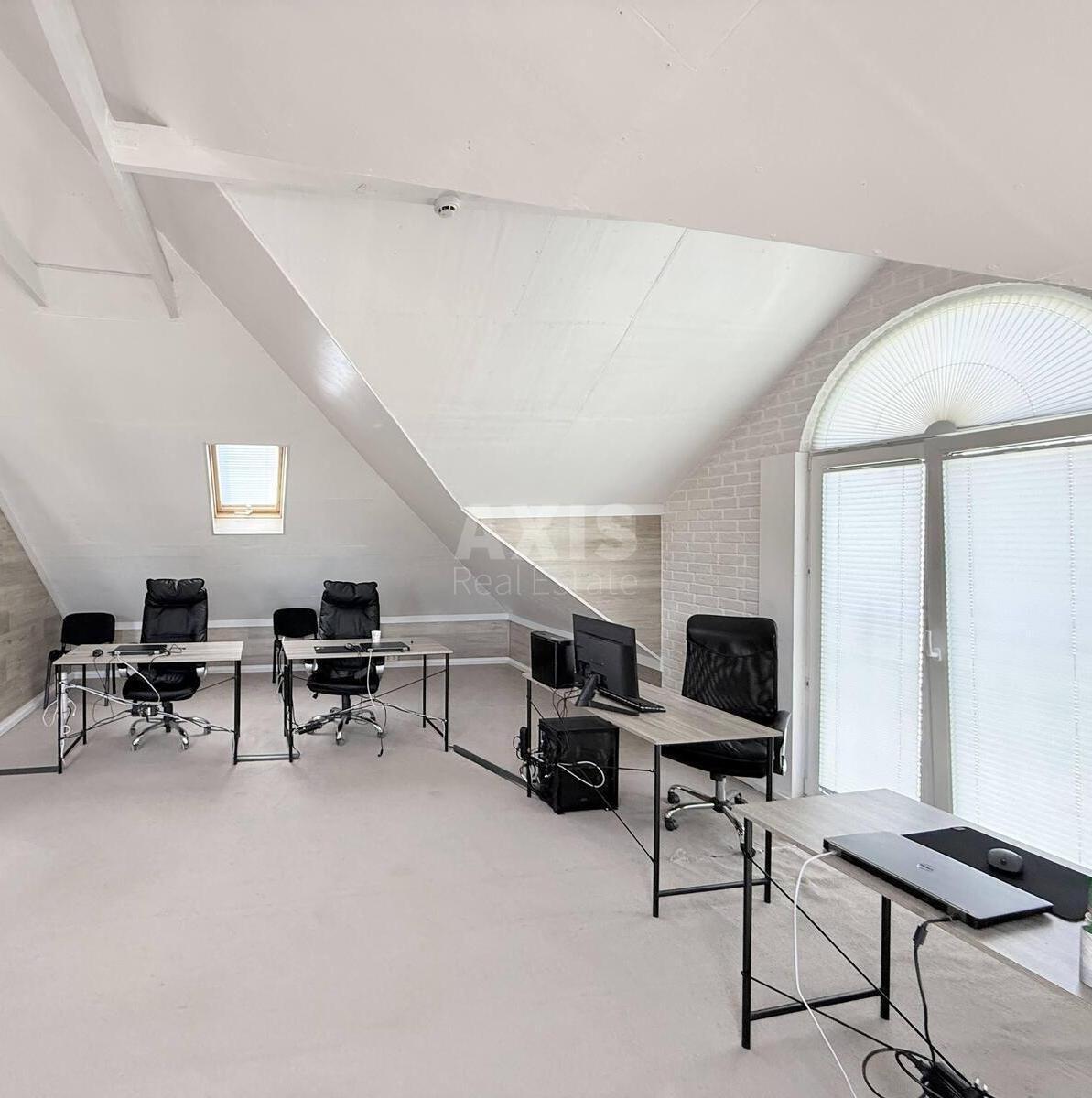 Office bul. Druzhby Narodiv 26/1, 686m2581726