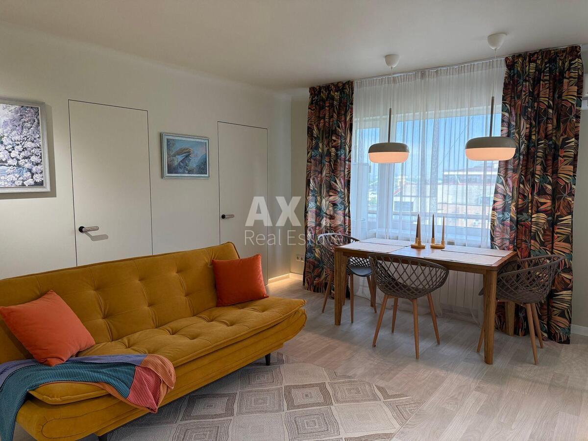 3k apartment vul. Igorivs'ka 2/6577830