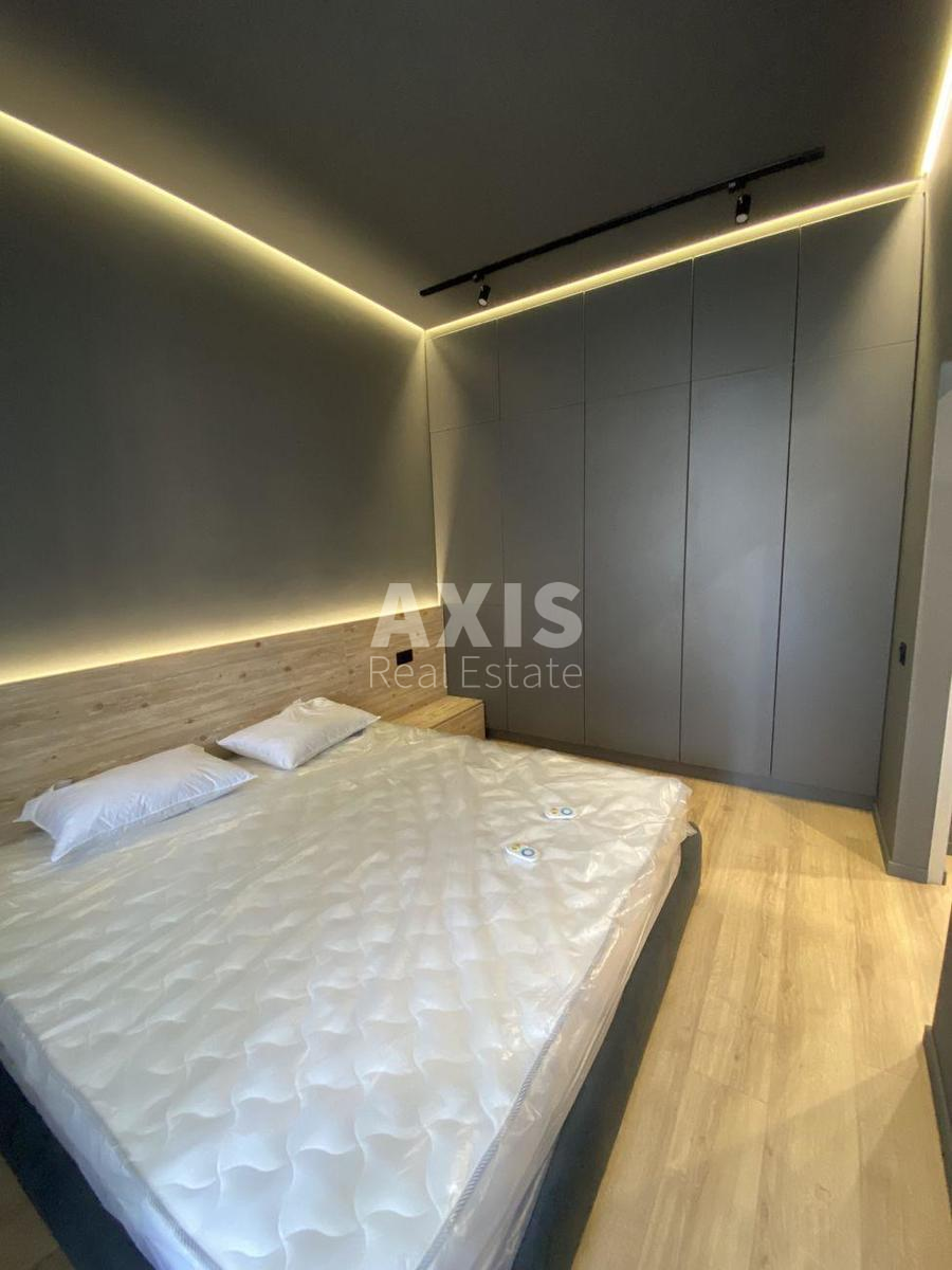 2k apartment vul. Preobrazhens'ka 8Б398523