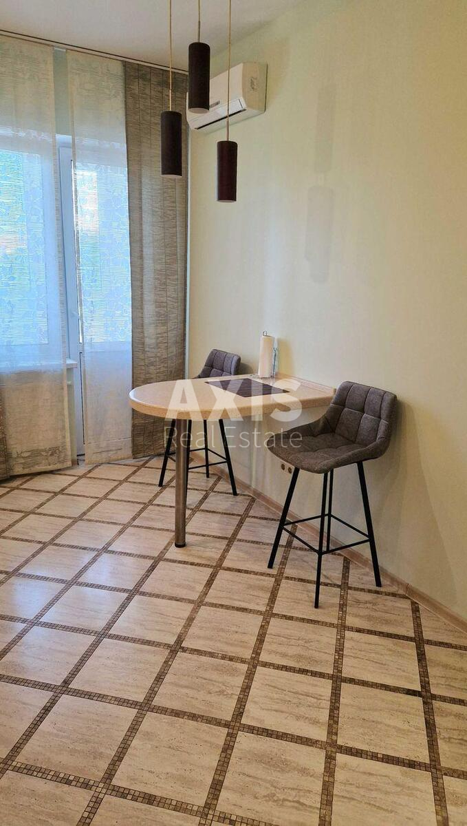 1k apartment vul. Bilorus'ka 3573310