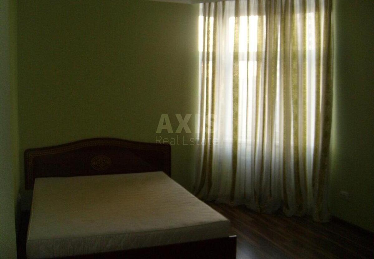 2к квартира ул. Драгоманова 40Ж572054
