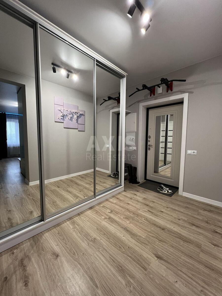 1k apartment vul. Nyzhn'okljuchova 14616659