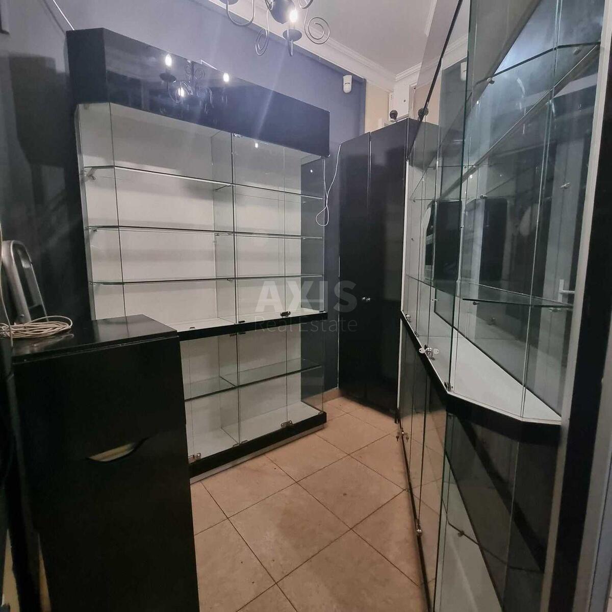 Trade object vul. Velyka Vasyl'kivs'ka 5, 9m21