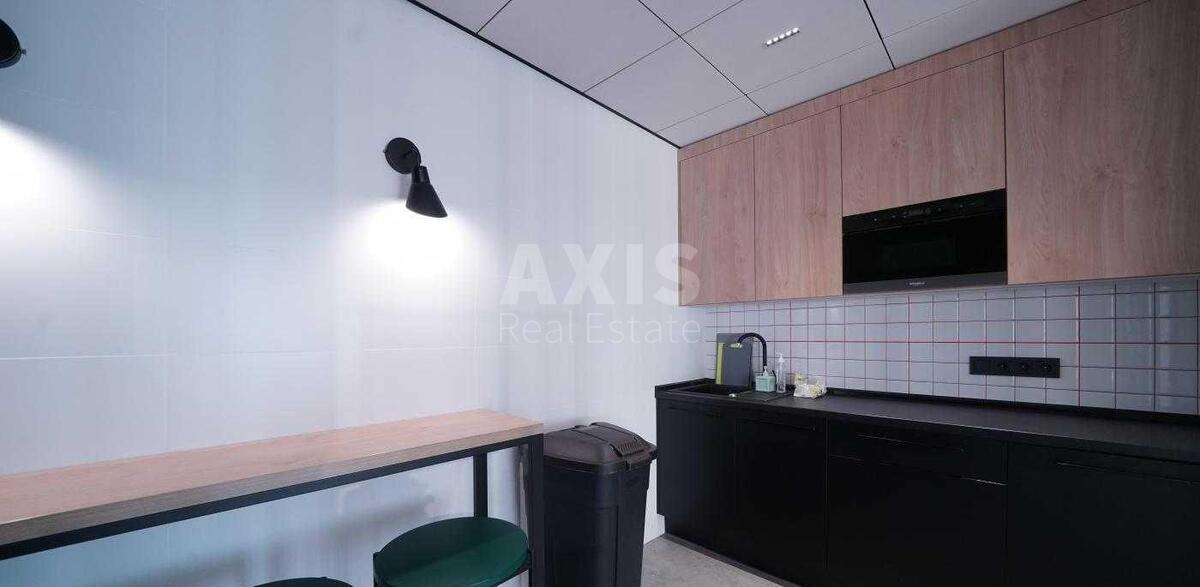Office uzv. Klovs'kyj 7, 133m26