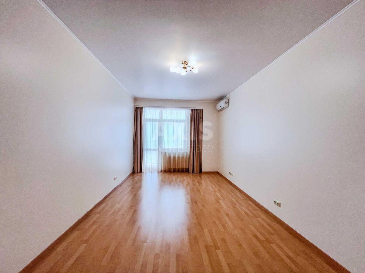 3k apartment vul. Turgenjevs'ka 42/444