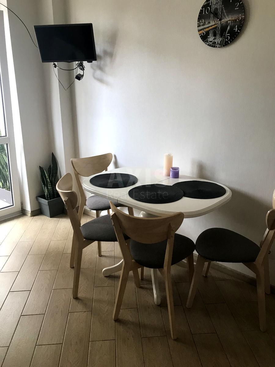 1k apartment vul. Metrologichna 109А622072
