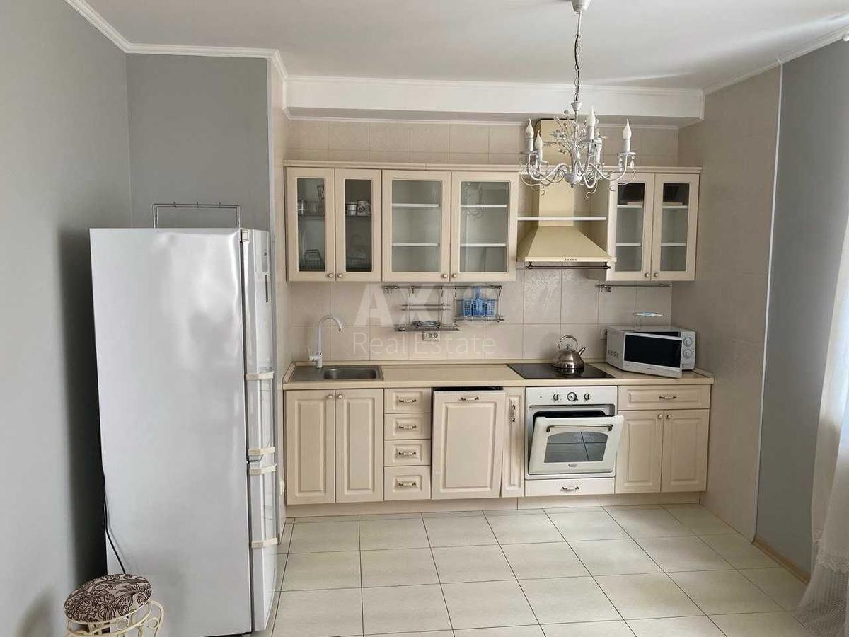 1k apartment vul. Yulia Zdanovska 46/11
