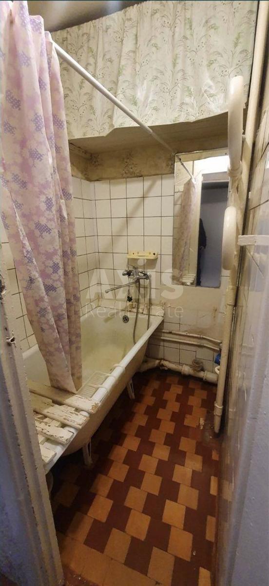 2k apartment vul. Serafymovycha 7/14