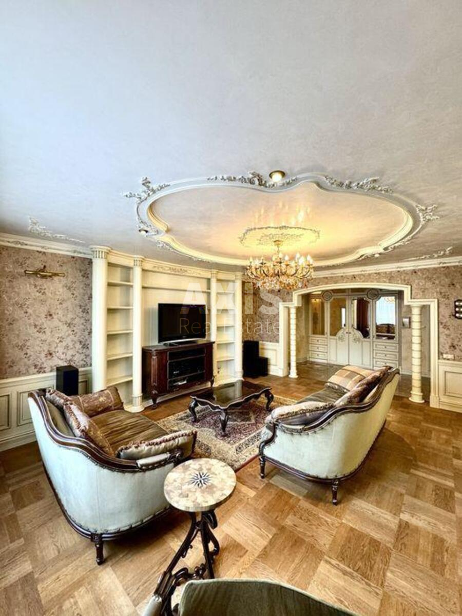 4k apartment vul. Okipnoi' Rai'sy 10б2