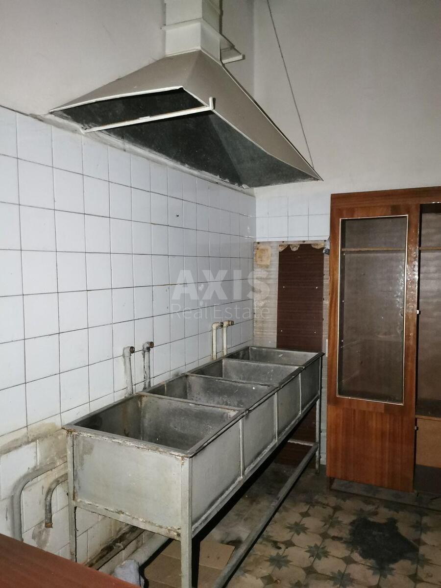 Объект торговли ул. Довженко Александра 1, 70м2540874
