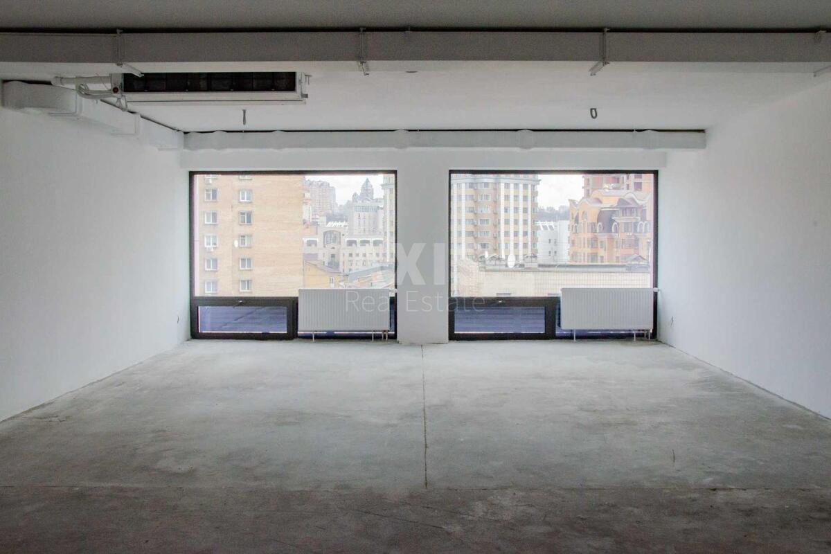 Office vul. Saksagans'kogo 53/80, 373m2