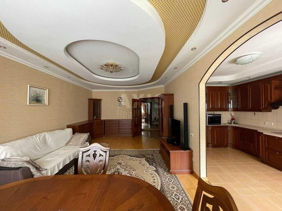3к квартира пр-т Голосеевский 681