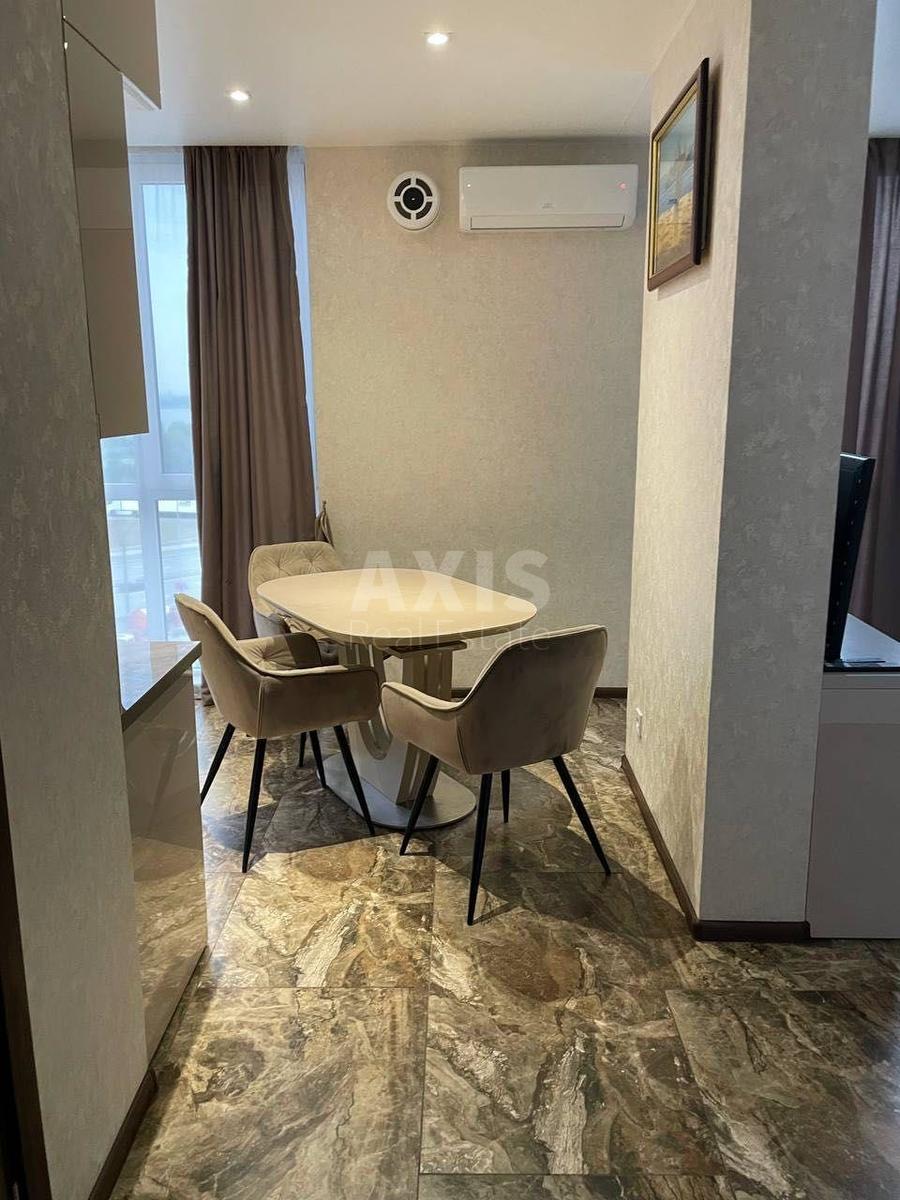 2k apartment vul. Kamianska 127А2