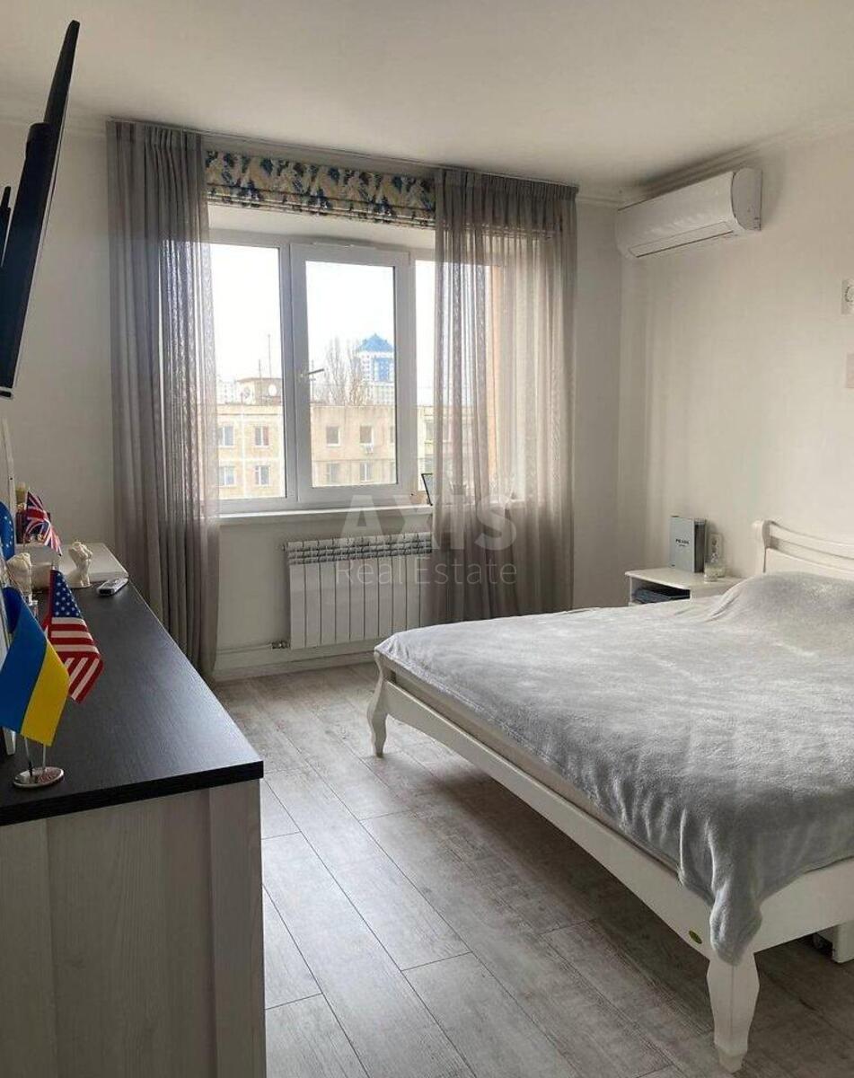 1k apartment vul. Kiprianova Akademika 4631934