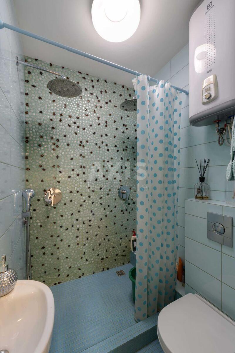 2k apartment vul. Borshhagivs'ka 152А10