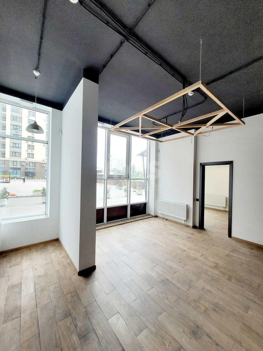 Trade object vul. Konjeva Marshala 19/14, 240m27