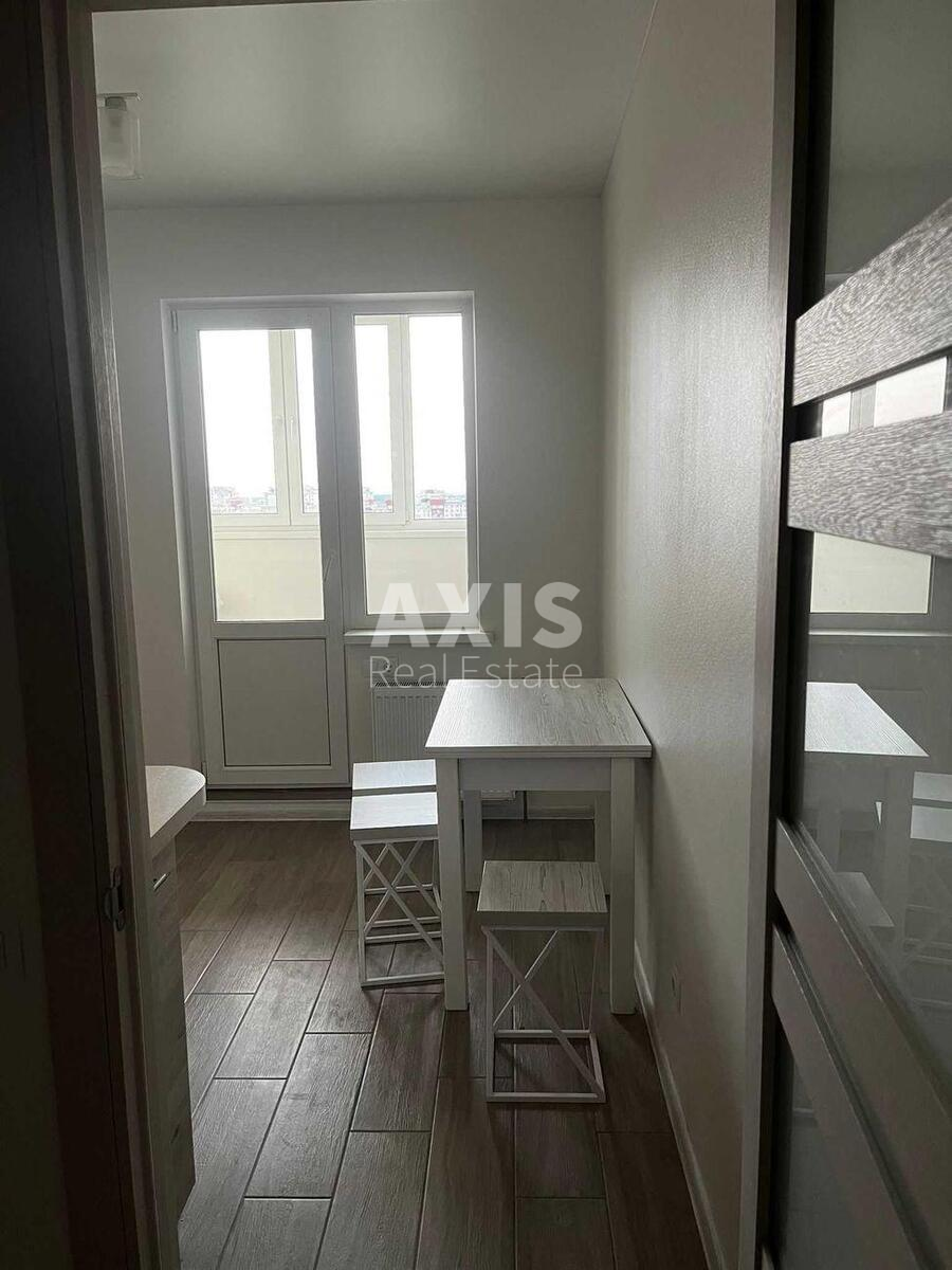 1k apartment vul. Myhajla Maksymovycha 7Б570932