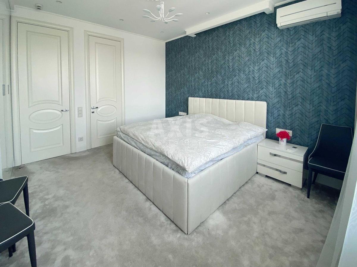 2k apartment vul. Barbjusa Anri 73/17