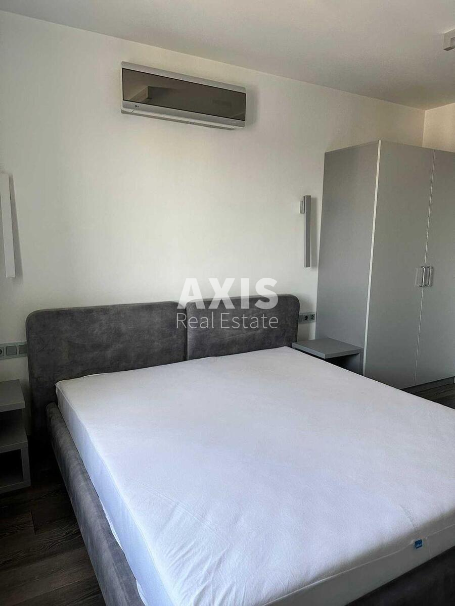 3k apartment vul. Knjazhyj Zaton 215