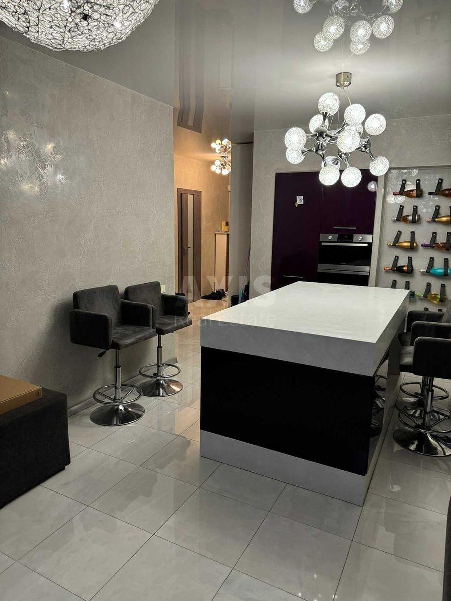 1k apartment vul. Saperno-Slobids'ka 242