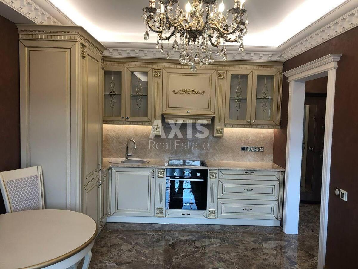 2k apartment vul. Myhajla Maksymovycha 24